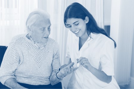 Private Pflegeversicherung als private Vorsorge fürs Alter Eine private Pflegevorsorge für den Pflegefall kann gar nicht früh genug beginnen - ein früher Einstig in das gewählte Versicherungsprodukt geht meistens mit einem günstigen Preis einher.